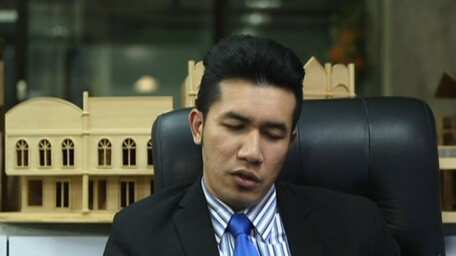 Teman Lelaki Upahan Ep 26