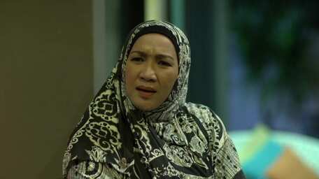 Menanti Februari Episode 1