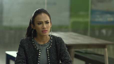 Watch Menanti Februari Episode 3 With Subtitles Viu Jordan