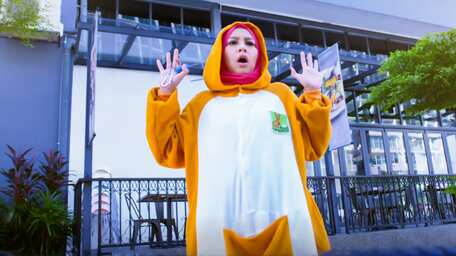 Stream And Watch Full Comedy Tv Series Keluarga Baha Don Episode 2 Online With Subtitles Viu Malaysia Originals