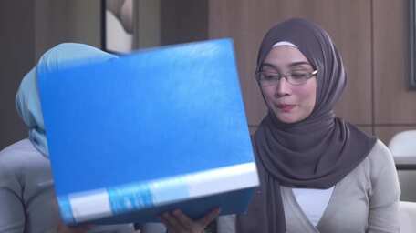Asalkan Dia Bahagia Episode 2